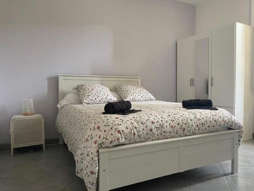Apartamento Les Palmiers Millau Exterior foto