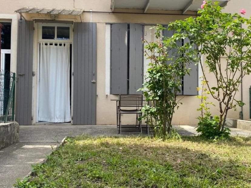 Apartamento Les Palmiers Millau Exterior foto
